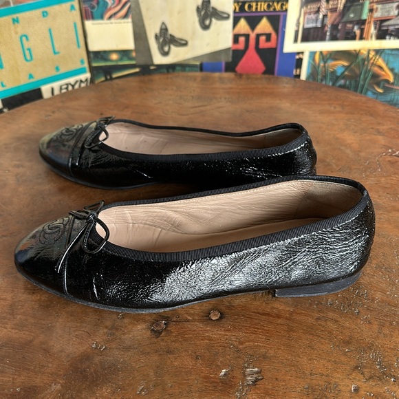 Authentic Patent Leather Black Chanel Ballet Flats Size 38 - Picture 5 of 12
